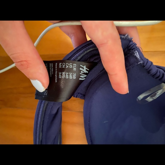 STRAPLESS bikini top - Picture 3 of 3